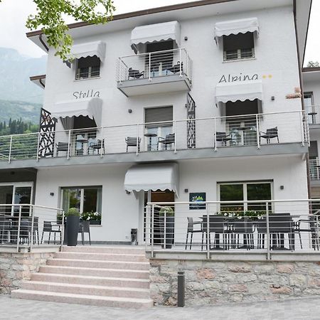 Hotel Stella Alpina มัลเชซิเน ภายนอก รูปภาพ