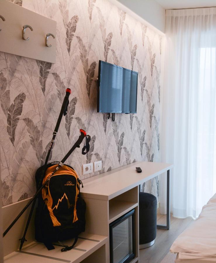 Hotel Stella Alpina มัลเชซิเน ภายนอก รูปภาพ