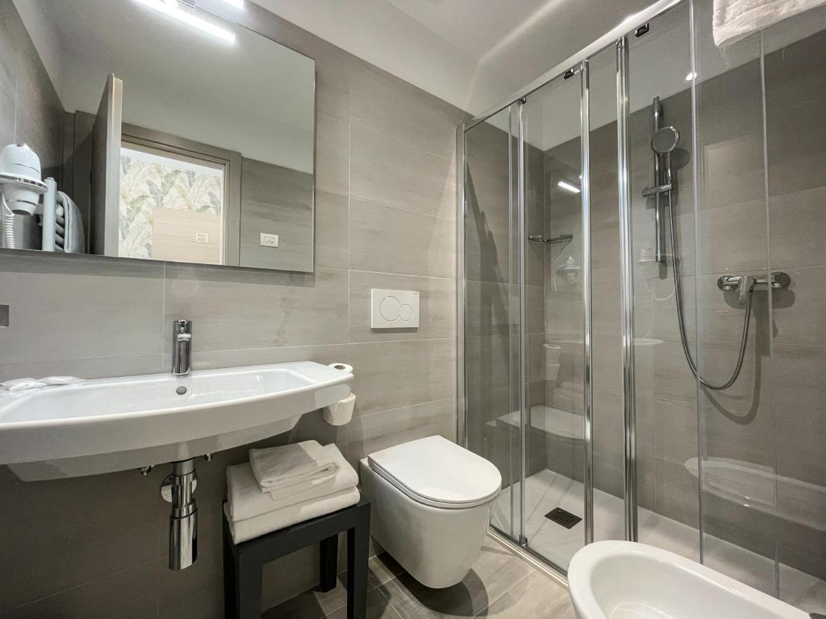 Hotel Stella Alpina มัลเชซิเน ภายนอก รูปภาพ