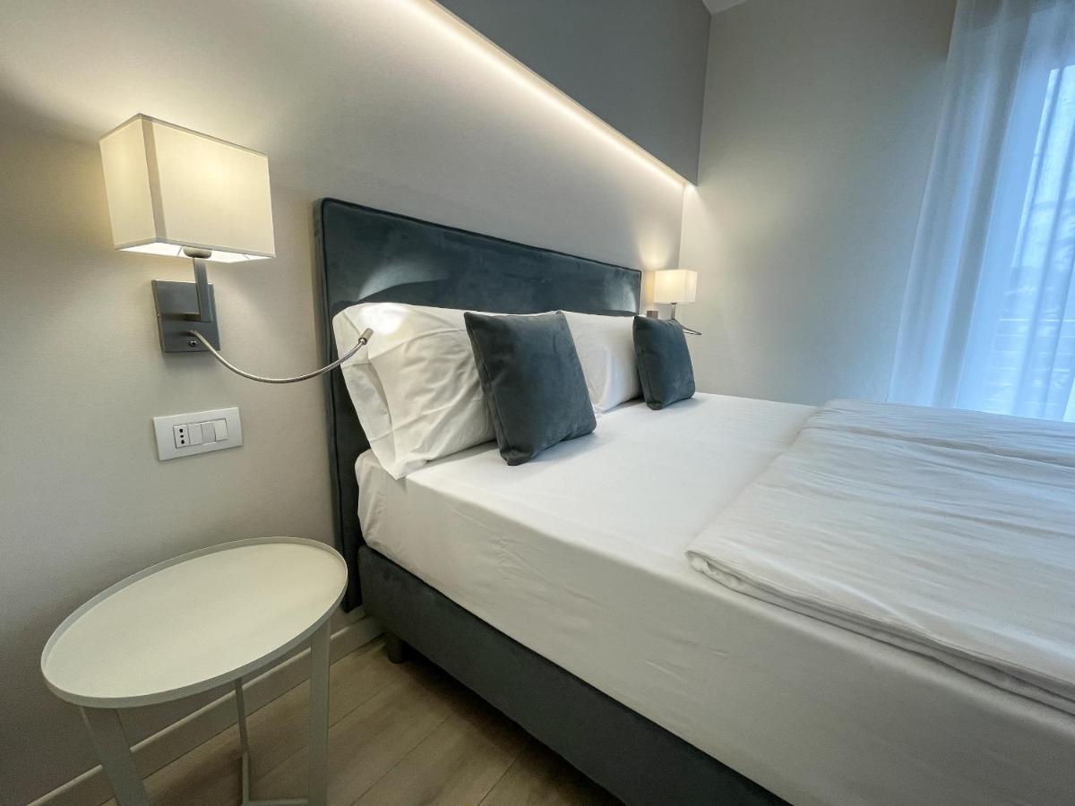Hotel Stella Alpina มัลเชซิเน ภายนอก รูปภาพ