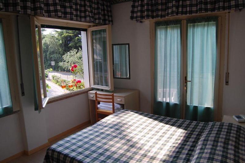 Hotel Stella Alpina มัลเชซิเน ภายนอก รูปภาพ